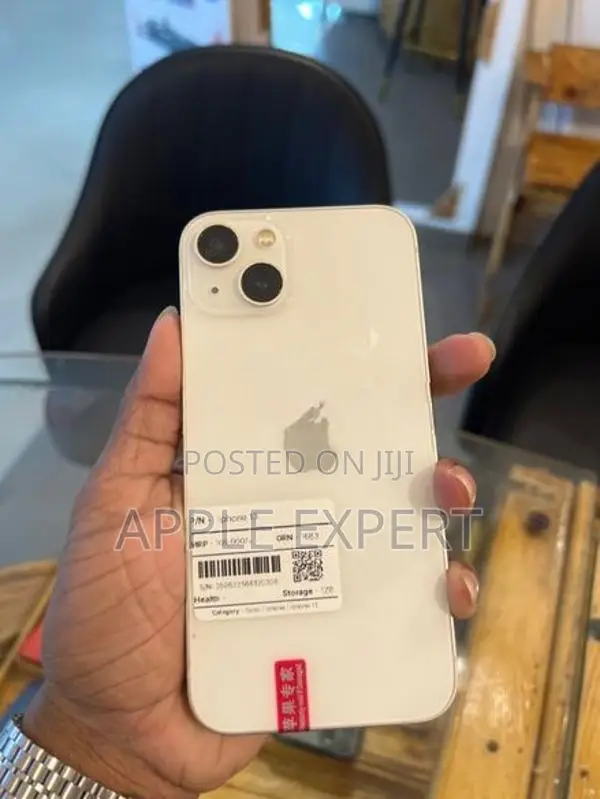 Apple iPhone 13 (Used)