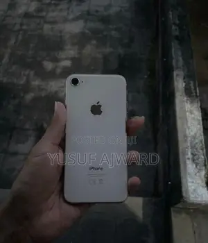 Apple iPhone 8 (Used)
