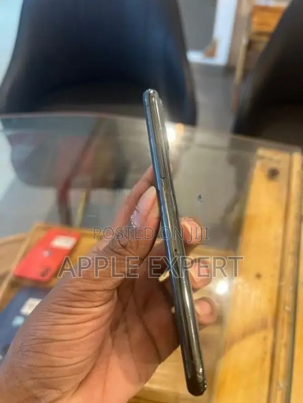 Apple iPhone 11 Pro (Used)