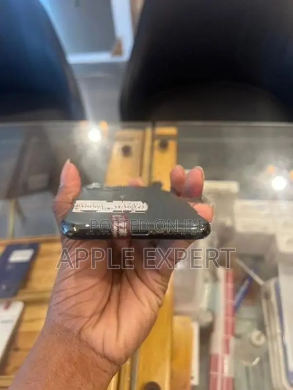 Apple iPhone 11 Pro (Used)