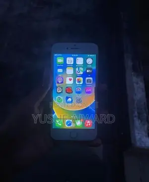 Apple iPhone 8 (Used)