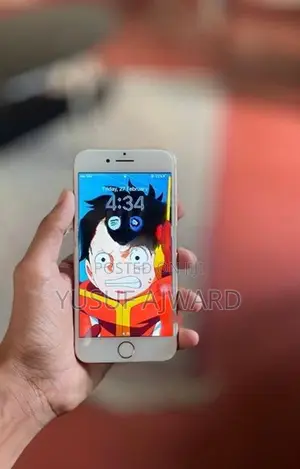 Apple iPhone 8 (Used)