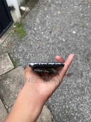 Apple iPhone X (Used)