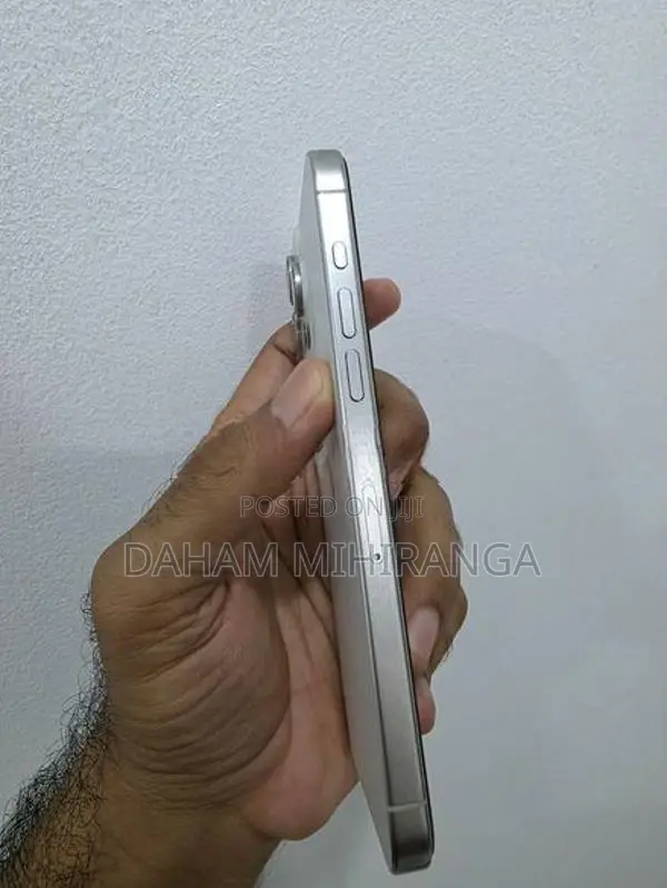 Apple iPhone 15 Pro Max (Used)
