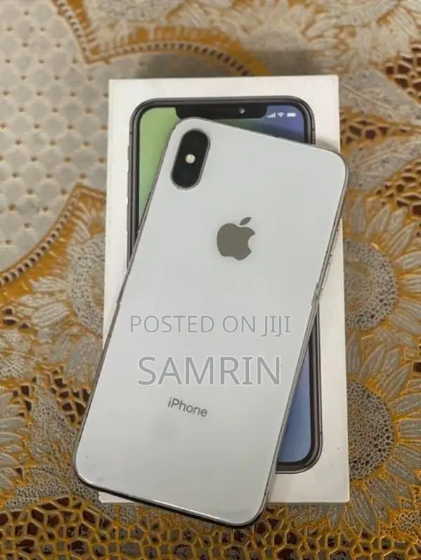 Apple iPhone X (Used)