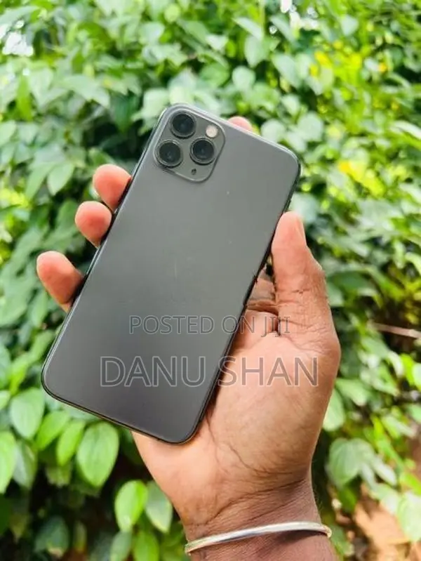 Apple iPhone 11 Pro 256GB (Used)