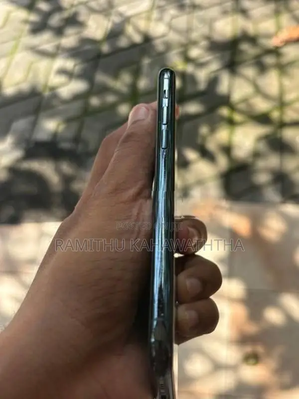 Apple iPhone 11 Pro (Used)