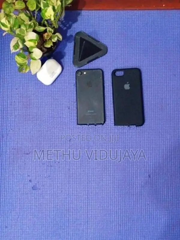 Apple iPhone 7 (Used)