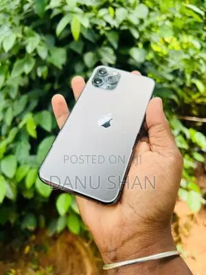 Apple iPhone 11 Pro 256GB (Used)