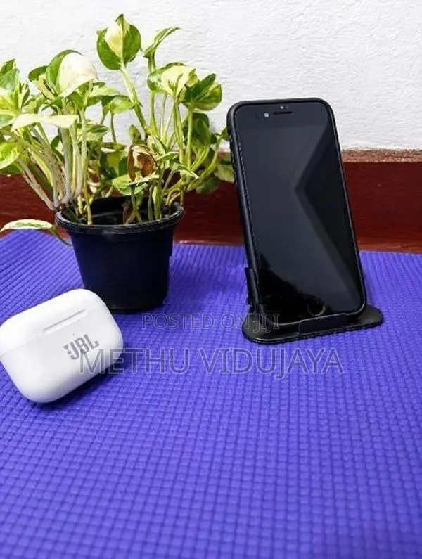 Apple iPhone 7 (Used)