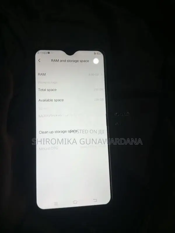 Vivo Y17 8GB 256GB (Used)