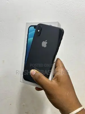 Apple iPhone XS 64GB (Used)