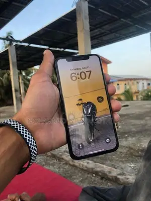 Apple iPhone XS (Used)