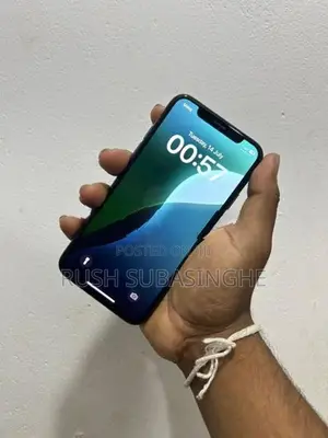 Apple iPhone XS 64GB (Used)