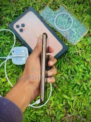 Apple iPhone 11 Pro Gold 256GB (Used)