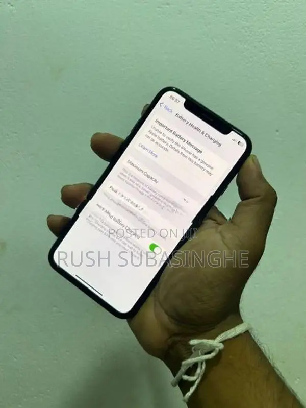Apple iPhone XS 64GB (Used)