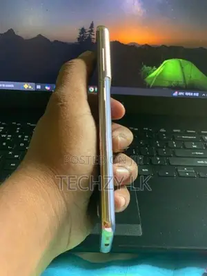 Samsung Galaxy S21 (Used)