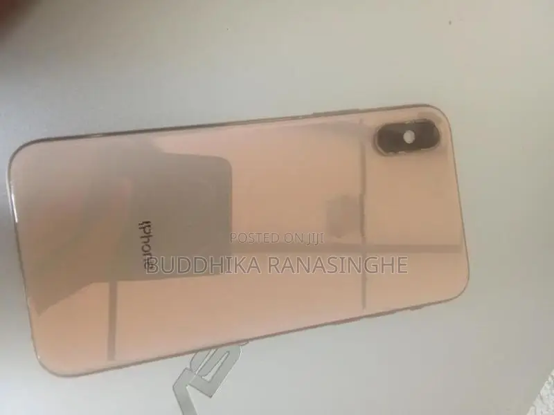 Apple iPhone XS (Used)