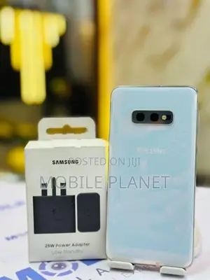 Samsung Galaxy S10e 6GB 128GB (Used)