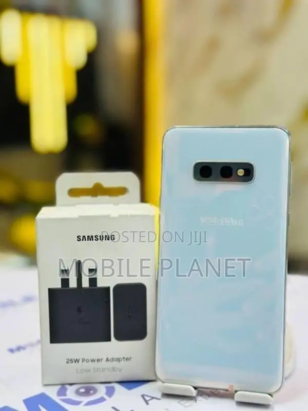 Samsung Galaxy S10e 6GB 128GB (Used)