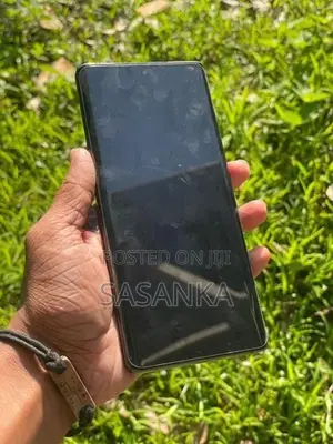 Vivo X90 (Used)