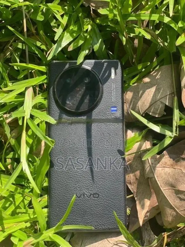 Vivo X90 (Used)