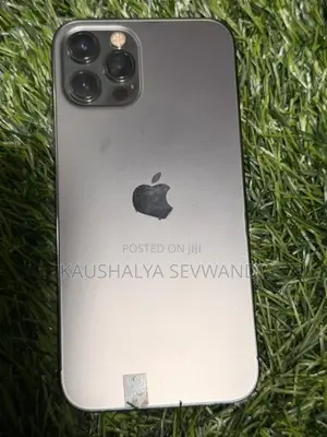 Apple iPhone 12 Pro i phone (Used)