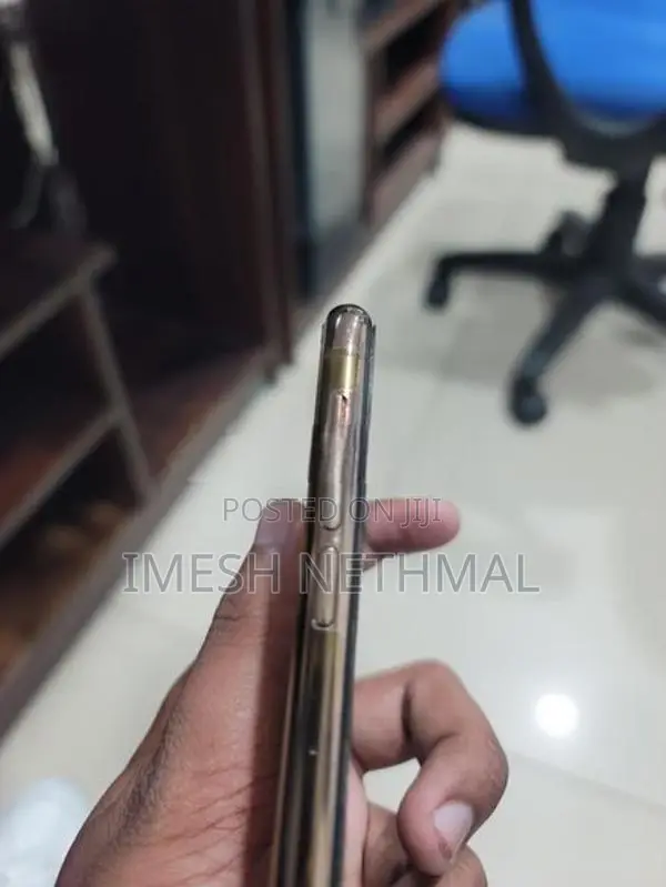 Apple iPhone 11 Pro (Used)