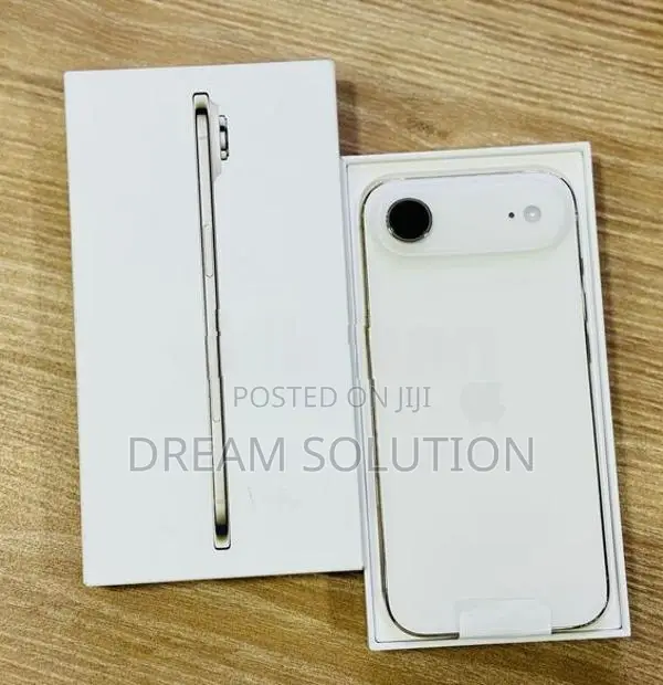 Apple iPhone Air 256GB (Used)