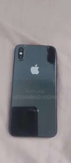 Apple iPhone X (Used)