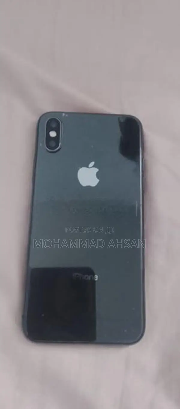 Apple iPhone X (Used)