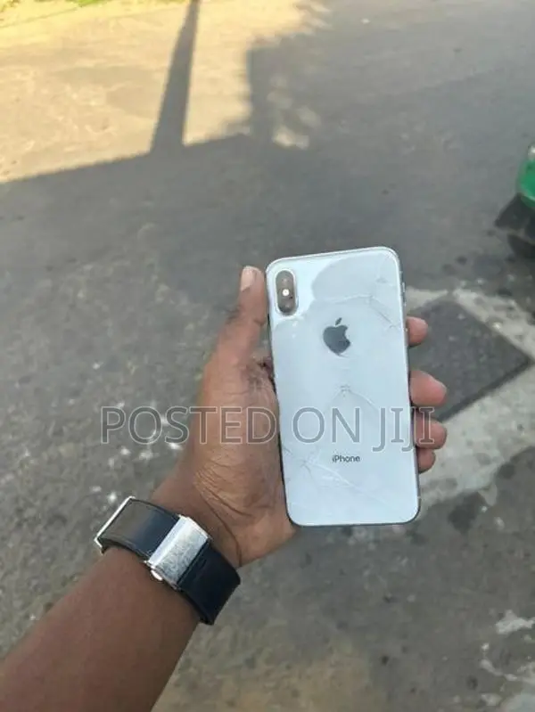 Apple iPhone X (Used)