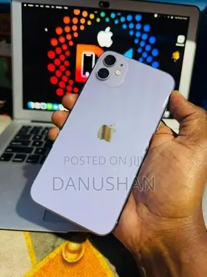 Apple iPhone 11 (Used)