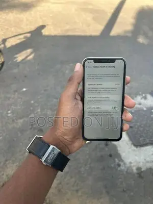 Apple iPhone X (Used)