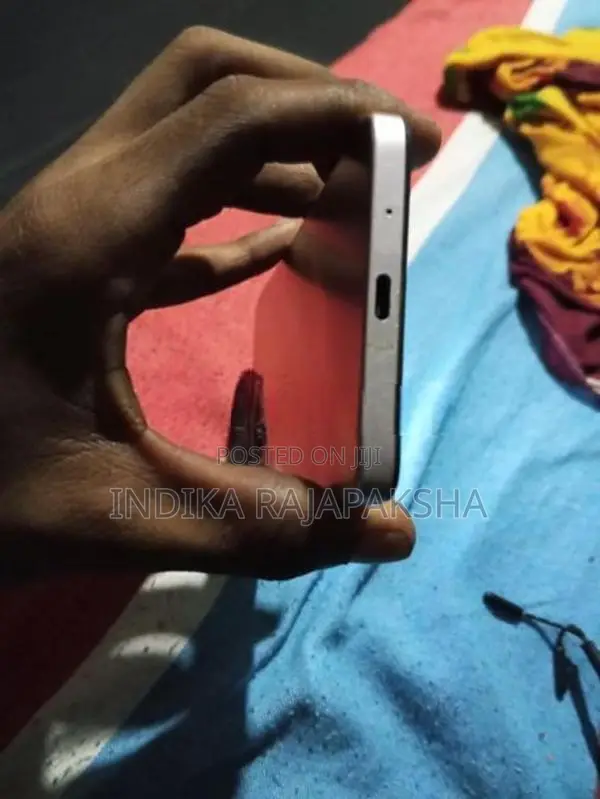 Vivo Y04 (Used)