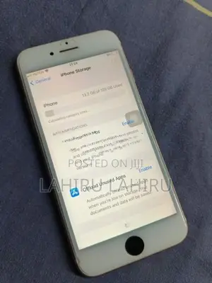 Apple iPhone 7 (Used)