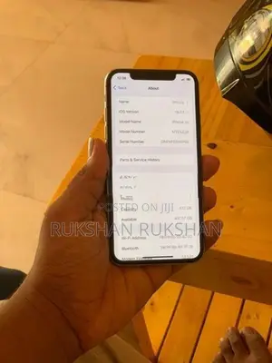 Apple iPhone XS (Used)