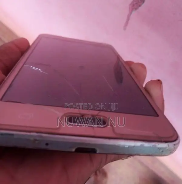 Samsung Galaxy J2 (Used)