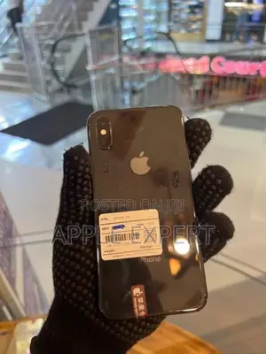 Apple iPhone XS (Used)