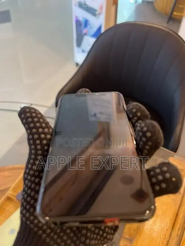 Apple iPhone 11 Pro (Used)