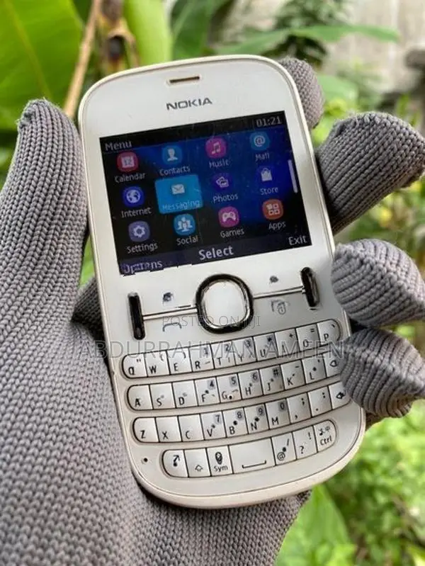 Nokia Asha 200 (Used)