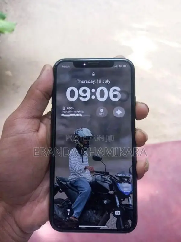 Apple iPhone XS (Used)