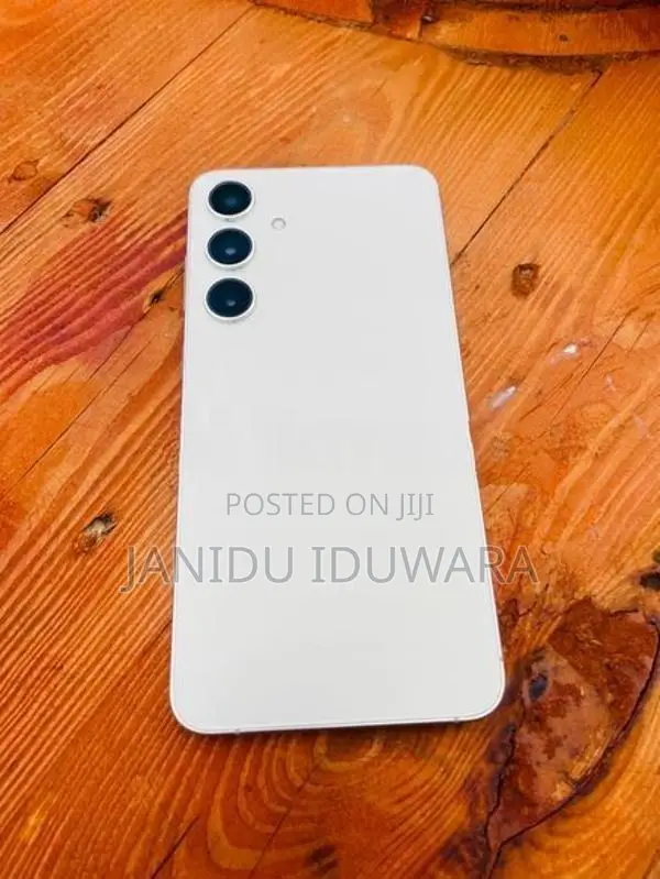 Samsung Galaxy S24 Plus (Used)