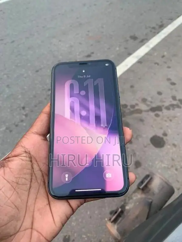 Apple iPhone 11 (Used)