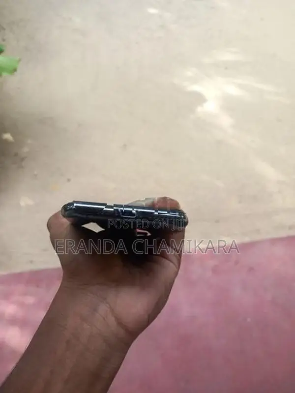 Apple iPhone XS (Used)
