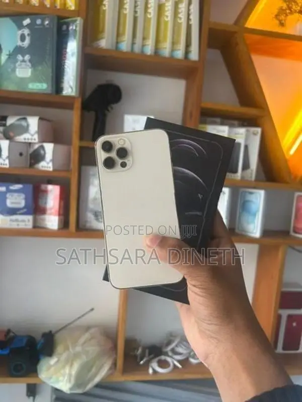 Apple iPhone 12 Pro 128GB (Used)