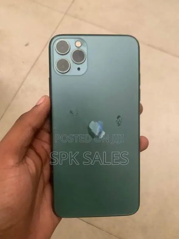 Apple iPhone 11 Pro Max (Used)