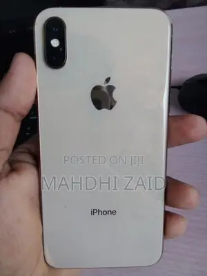 Apple iPhone XS (Used)