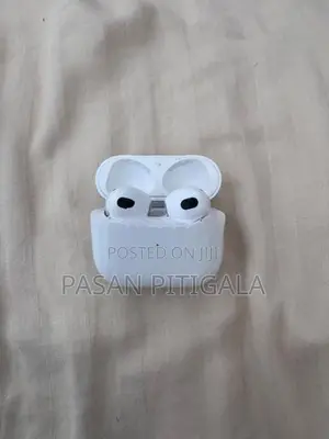 Apple AirPods 3