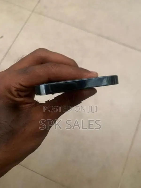 Apple iPhone 12 Pro (Used)